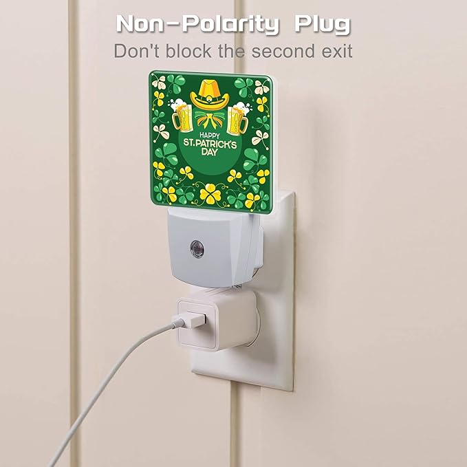 Happy St. Patrick's Day Night Light for Kids,Green Shamrock Leprechaun and Rainbow Night Light Plug in with Dusk to Dawn Sensor, 0.5w Energy Saving Sleep Friendly Nightlight for Kitchen Bedroom