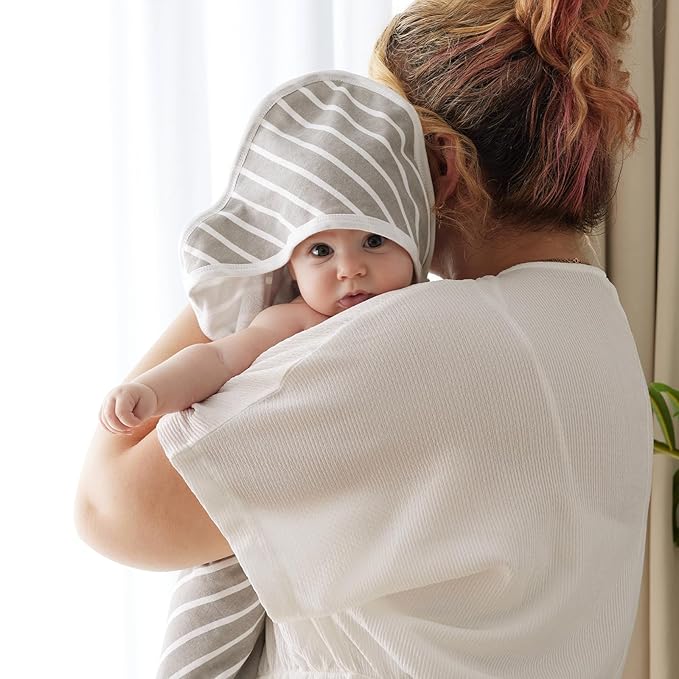 Momcozy Baby Hooded Towel, 2 Pack Cotton Bath Towel for Boy or Girl, Super Soft Baby Towel with Original Design, Shower Gifts for Newborn (28 X 28 Inch, Starry Sky)
