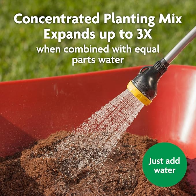 Miracle-Gro Expand 'n Gro Concentrated Planting Mix, Just Add Water for up to 3X Expansion, For Container and In-Ground Use, .33 cu. ft. Expands up to 1 cu. ft.